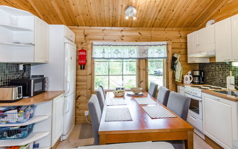 Kuikkaranta: Wood, Interior Design, Home, Cottage, Floor, Ceiling, Kitchen, Wood Stain, Countertop, Log Cabin