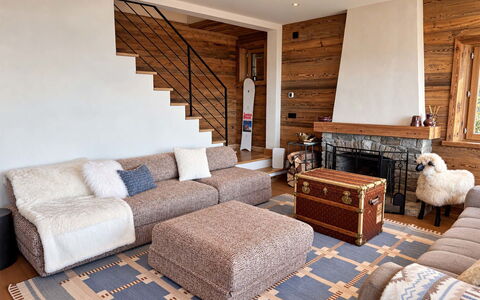 Chalet Shangri-La: Furniture, Flooring, Interior Design, Couch, Wood, Floor, Living Room, Room, Home, Apartment