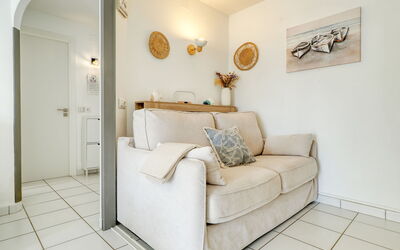 Accommodation:&nbsp;Canal Port Empuries 381.1