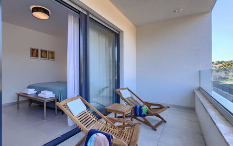 Vesna: Apartment, Shade, Balcony, Chair, Resort, Daylighting, Hotel