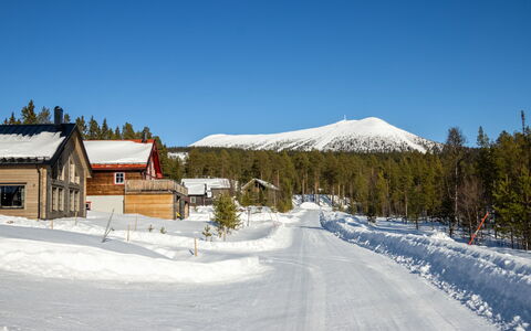 Fjällhemmet: Wood, Cottage, Home, House, Roof, Siding, Winter, Snow, Freezing, Slope