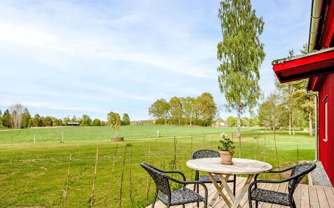 Hönetorpet: Grass, Land Lot, Plain, Lawn, Garden, Meadow, Field, Landscaping, Yard, Farm