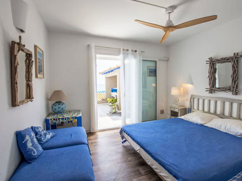 Accommodation:&nbsp;Haut Casa Blue 700.1