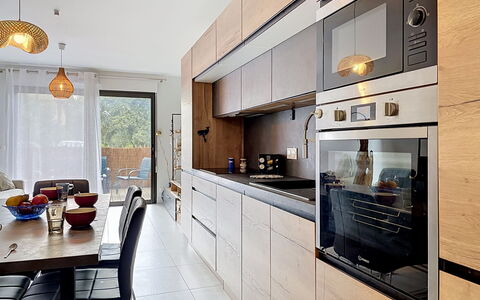 Accommodation:&nbsp;Résidences du Lac 645.2