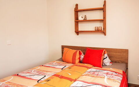 Chesa Giere: Furniture, Bed, Bedroom, Interior Design, Wall, Wood, Bed Sheet, Bedding, Linens, Room