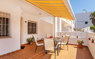 Accommodation:&nbsp;Mitja Lluna 646.2