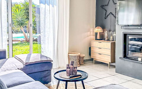 Tarabucetta: Furniture, Interior Design, Couch, Flooring, Floor, Wood, Living Room, Room, Lighting, Home