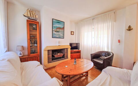 La Galera: Furniture, Interior Design, Wood, Flooring, Floor, Room, Couch, Ceiling, Living Room, Lighting