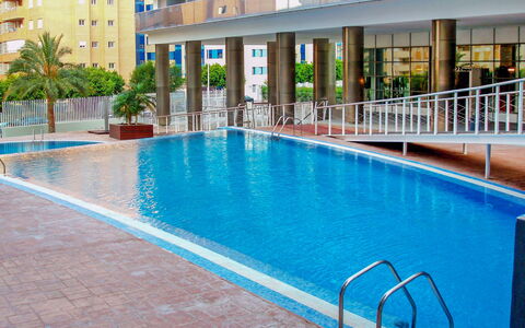 Elegance: Water, Building, Property, Swimming Pool, Plant, Window, Azure, Body Of Water, Tree, House