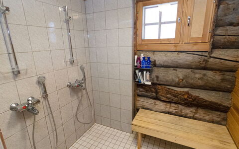 Janttara: Wood, Flooring, Floor, Plumbing Fixture, Plumbing, Wood Stain, Room, Hardwood, Plank, Bathroom