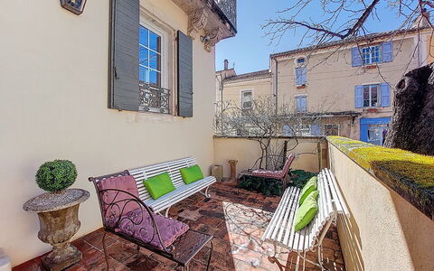 L Ancien Hôtel Creste: Apartment, Urban Design, Balcony, Condominium, Aluminium, Penthouse Apartment