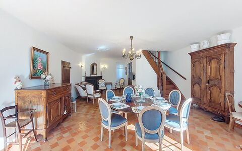 L Ancien Hôtel Creste: Apartment, Urban Design, Balcony, Condominium, Aluminium, Penthouse Apartment