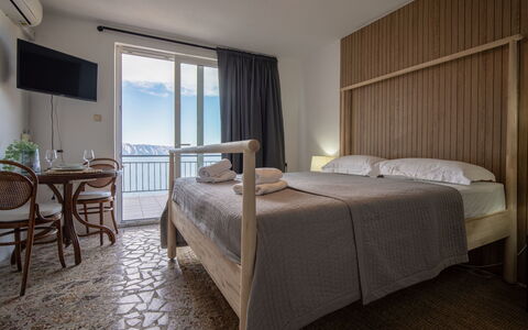Senj 122: Bedroom, Furniture, Floor, Bed, Bed Sheet, Flooring, Bedding, Apartment, Bed Frame, Linens