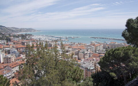 Casa Mimin, Vista Mare, Adults Only, Sanremo: Residential Area, Coast, Horizon, Sea, Coastal And Oceanic Landforms, Ocean, Suburb, Shore, Resort Town, Beach