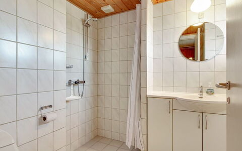 Monna - from the Sea: Bathroom Sink, Bathroom, Plumbing Fixture, Flooring, Wall, Floor, Interior Design, Sink, Wood, Toilet
