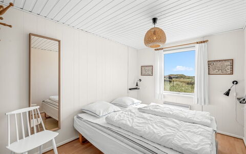 Monna - from the Sea: Bedroom, Wood, Bed, Bed Sheet, Ceiling, Bedding, Floor, Interior Design, Bed Frame, Flooring