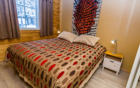 Pankamaa 12: Interior Design, Wood, Floor, Flooring, Bedroom, Bed, Textile, Ceiling, Furniture, Bed Sheet