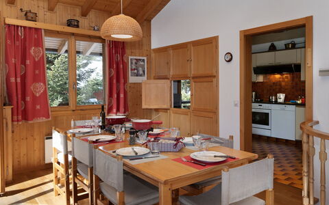 Veni, Vidi, Mansi: Furniture, Interior Design, Flooring, Wood, Ceiling, Floor, Light Fixture, Chair, Room, Kitchen