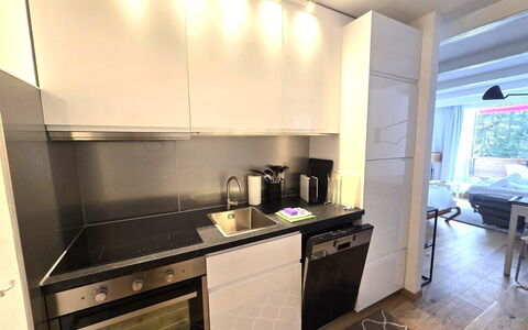 La Riva Mountain Apartment: Kitchen Appliance, Kitchen, Countertop, Major Appliance, Flooring, Cabinetry, Kitchen Stove, Interior Design, Home Appliance, Stove