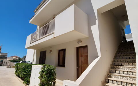 Borgo Vigata 3: Residential Area, Home, Apartment, Balcony, Estate, Daylighting, Plaster, Driveway, Villa