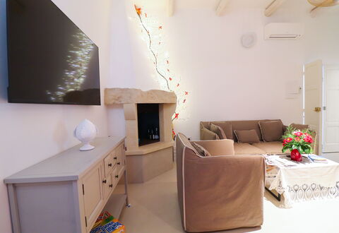 Bacchus: Historic Charming Home: Furniture, Interior Design, Wall, Couch, Flooring, Wood, Floor, Room, Living Room, Ceiling