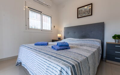Accommodation:&nbsp;Higini Angles 68.2