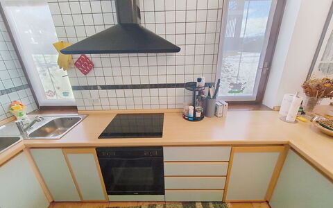 Casa Sofia: Kitchen, Wood, Flooring, Interior Design, Kitchen Appliance, Countertop, Major Appliance, Kitchen Stove, Floor, Gas Stove
