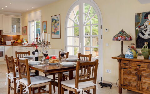 Villa Muneca: Furniture, Interior Design, Chair, Table, Dining Room, Flooring, Kitchen & Dining Room Table, Wood, Room, Floor