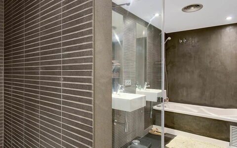 Villa Luminosa: Wall, Flooring, Plumbing Fixture, Bathroom, Interior Design, Floor, Ceiling, Tile, Plumbing, Tap