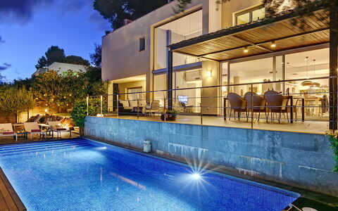 Villa Luminosa: Swimming Pool, Residential Area, Resort, Home, Composite Material, Apartment, Eco Hotel, Estate, Villa, Hacienda