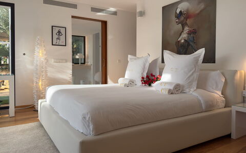 Villa the Marvel: Bed, Furniture, Interior Design, Bedding, Floor, Bedroom, Flooring, Bed Sheet, Wall, Room