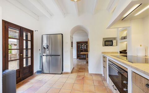 Can Cabana: Interior Design, Flooring, Floor, Countertop, Furniture, Ceiling, Kitchen, Wood, Cabinetry, Home