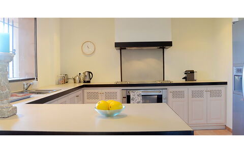 Villa Crab: Kitchen, Interior Design, Kitchen Appliance, Countertop, Lighting, Ceiling, Home Appliance, Light Fixture, Kitchen Stove, Flooring