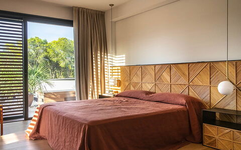 Villa Bamby: Bed, Interior Design, Furniture, Bedroom, Bedding, Flooring, Bed Sheet, Floor, Wood, Ceiling