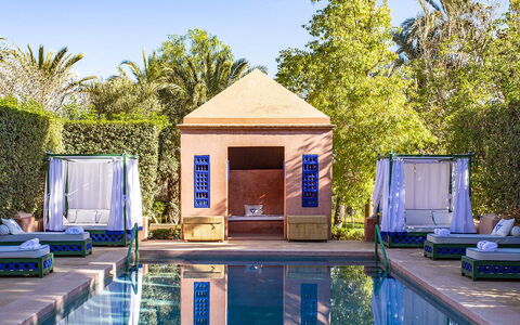Villa the Garden: Swimming Pool, Resort, Leisure, Vacation, Eco Hotel, Water Feature, Resort Town, Reflection, Hacienda