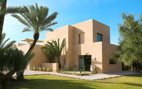 Villa Eleganza: Home, Shade, Landscaping, Estate, Villa, Garden, Hacienda, Resort, Design