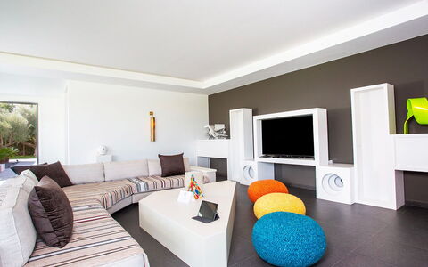 Villa Jamalu: Furniture, Interior Design, Flooring, Floor, Ceiling, Apartment, Living Room, Home, Television, Room
