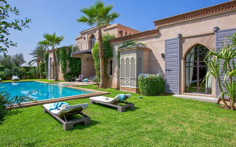 Villa Orange Trees: Swimming Pool, Resort, Estate, Thermae, Mansion, Hacienda, Water Feature, Garden, Courtyard, Villa