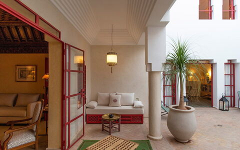 Dar Splendid: Red, Interior Design, Flooring, Floor, Furniture, Room, Ceiling, Living Room, Carpet, Light Fixture