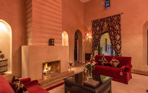 Dar Maril: Interior Design, Flooring, Ceiling, Floor, Lighting, Furniture, Room, Couch, Living Room, Light Fixture
