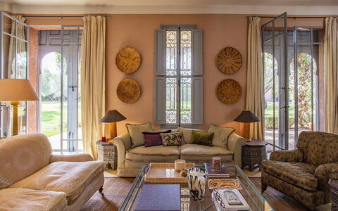 Villa Mauri: Furniture, Interior Design, Couch, Flooring, Wall, Floor, Wood, Living Room, Home, Room