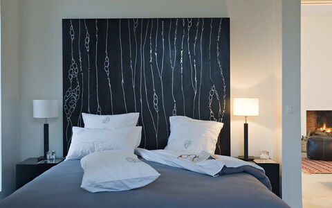 Villa Noria: Furniture, Bedroom, Bed, Interior Design, Bedding, Bed Sheet, Wood, Linens, Textile, Lighting