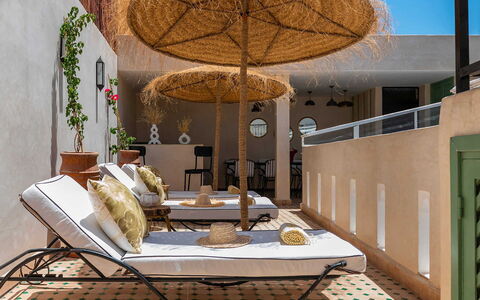 Riad Ali: Furniture, Flooring, Interior Design, Floor, Chair, Wood, Table, Outdoor Furniture, Flowerpot, Wicker