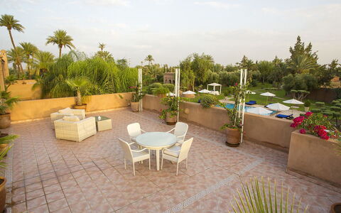 Le Palais du Roi: Furniture, Chair, Table, Resort, Flowerpot, Eco Hotel, Garden, Landscaping, Outdoor Furniture, Shade