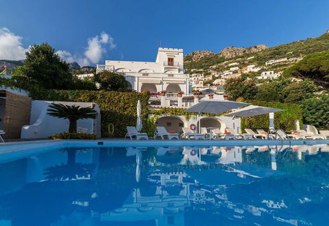 Villa Desideria: Swimming Pool, Resort, Resort Town, Hotel, Thermae, Villa, Mountain Village, Hacienda, Boutique Hotel