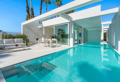 Villa Zora: Swimming Pool, Resort, Shade, Hotel, Eco Hotel, Villa, Penthouse Apartment, Leisure Centre