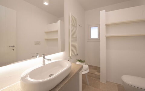 Villa Il Guaceto: Flooring, Wall, Floor, Plumbing Fixture, Interior Design, Bathroom, Ceiling, Bathroom Sink, Sink, Room
