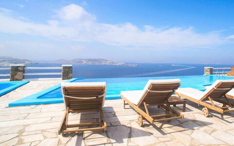 Casa le Rose: Blue, Swimming Pool, Resort, Sea, Apartment, Outdoor Furniture, Ocean, Shade, Villa, Hotel