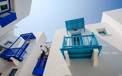 The Rose Flat: Blue, Composite Material, Apartment, Balcony, Paint, Design, Daylighting