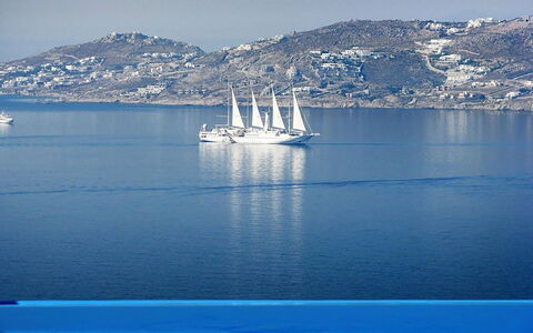 The Rose Suite with Jacuzzi: Blue, Body Of Water, Boat, Watercraft, Sea, Coastal And Oceanic Landforms, Waterway, Ocean, Lake, Mast